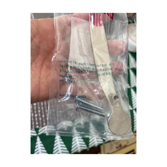 Richelieu Chrome Drawer Handle Pull New In Package - Picture 3 of 3